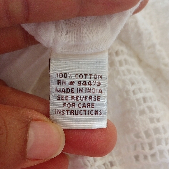 Magic White Sleeveless V-Neck Maxi Dress - Picture 5 of 6